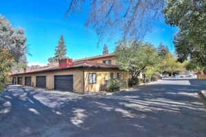 Deerfield Townhouses Menlo Park